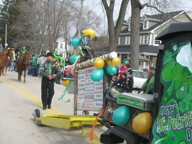 /pictures/ST Pats Floats 2010 - Pants on the ground/IMG_3138.jpg